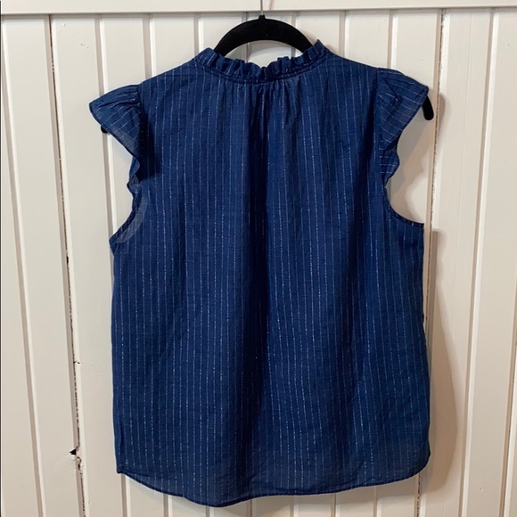 J CREW Top - Picture 2 of 7